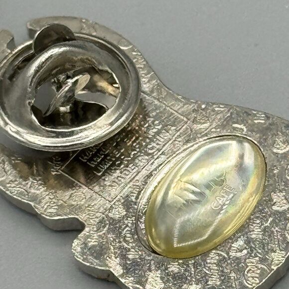 2008 Hard Rock Cafe Goth Punk Barbie Pin ONLY Black Guitar White Skull Lapel Hat - Picture 3 of 7